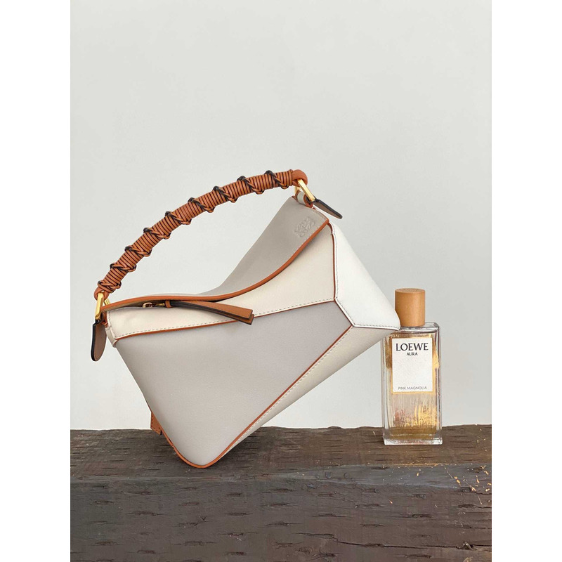 Loewe Puzzle Bag in Classic Calfskin Small White