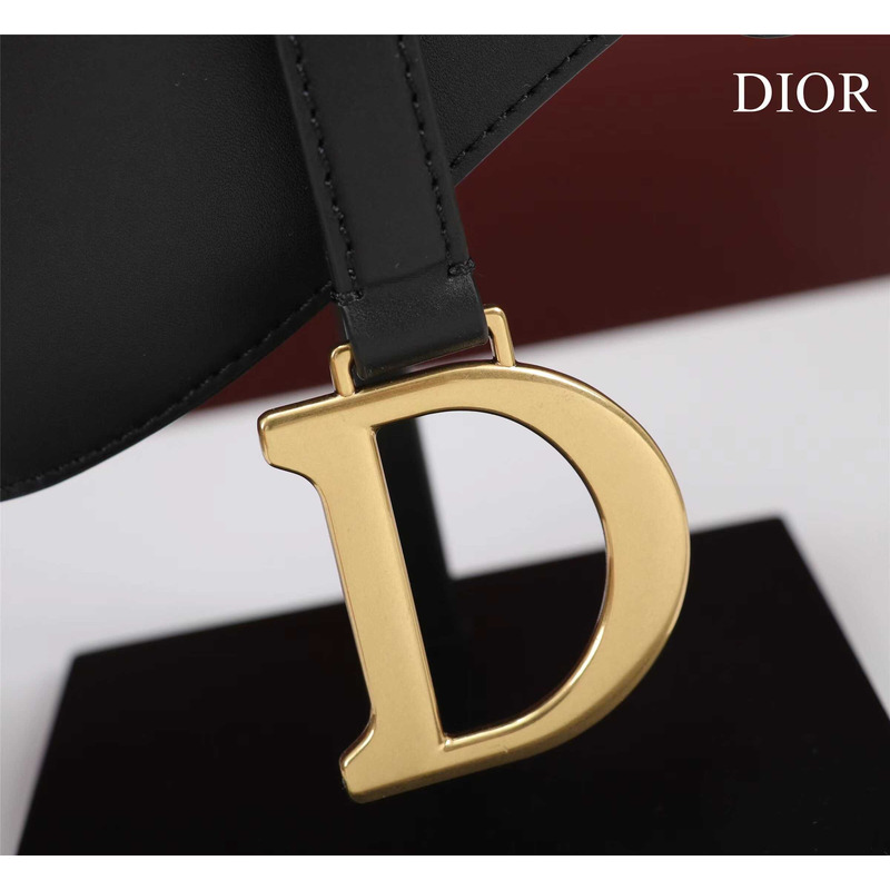 D*or saddle bag medium calfskin gold hardware black