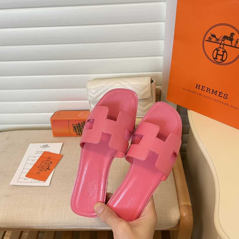 H**mes oran leather sandals