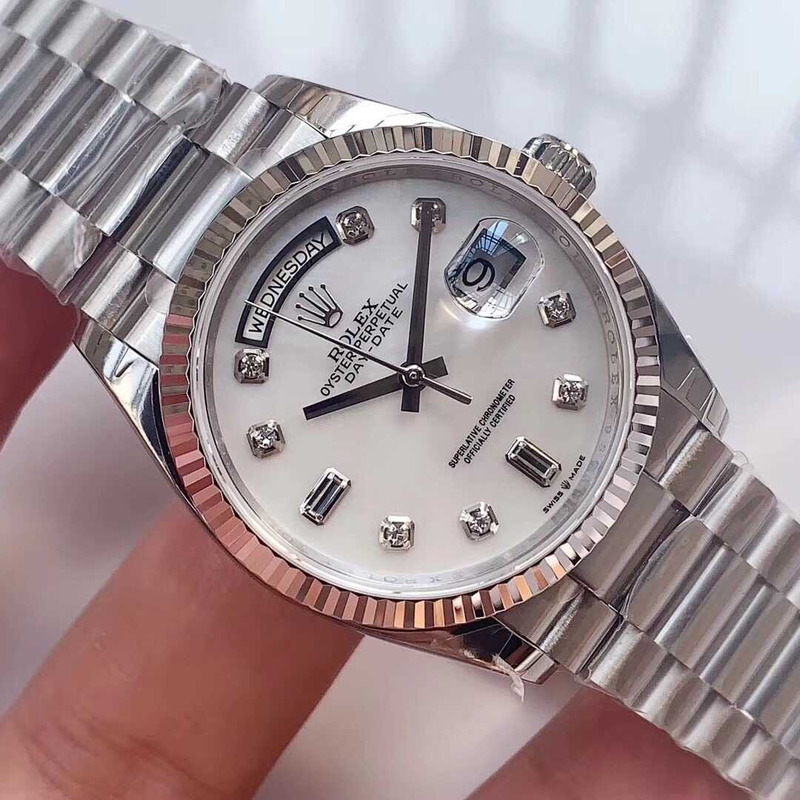 Rolex Day-Date 36 White Gold Mother of Pearl Women\