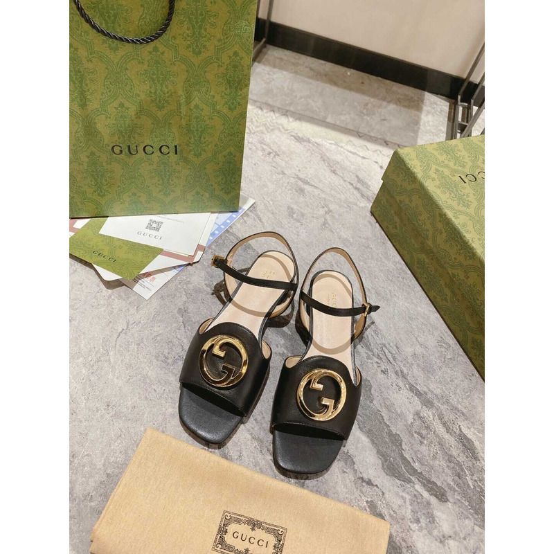 G*u*i logo-plaque leather sandals black