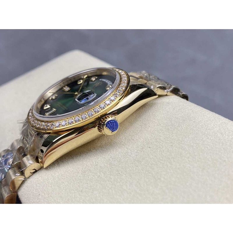 Rolex Day-Date 36 Green Ombre Diamond Bezel