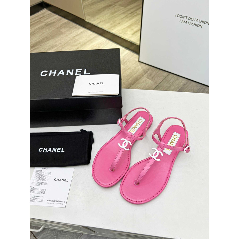 Ch*el lambskin & strass sandal pink