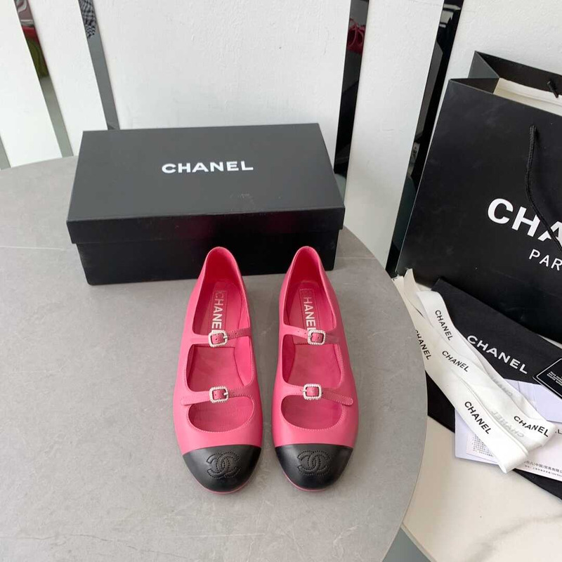 Ch*el round toe party style elegant style logo flats pink and black