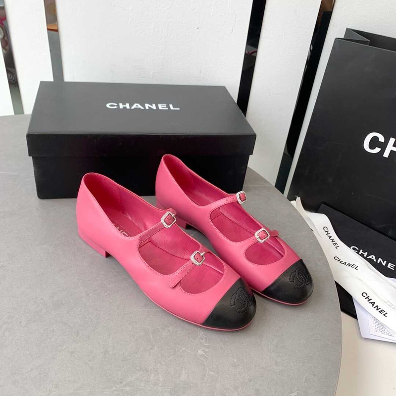 Ch*el round toe party style elegant style logo flats pink and black