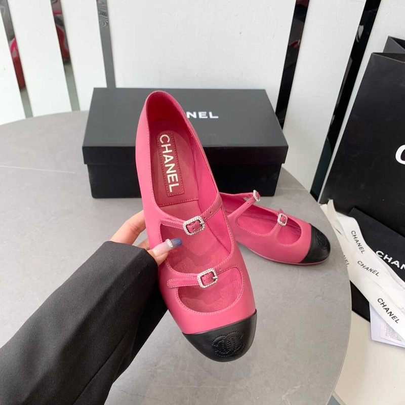 Ch*el round toe party style elegant style logo flats pink and black