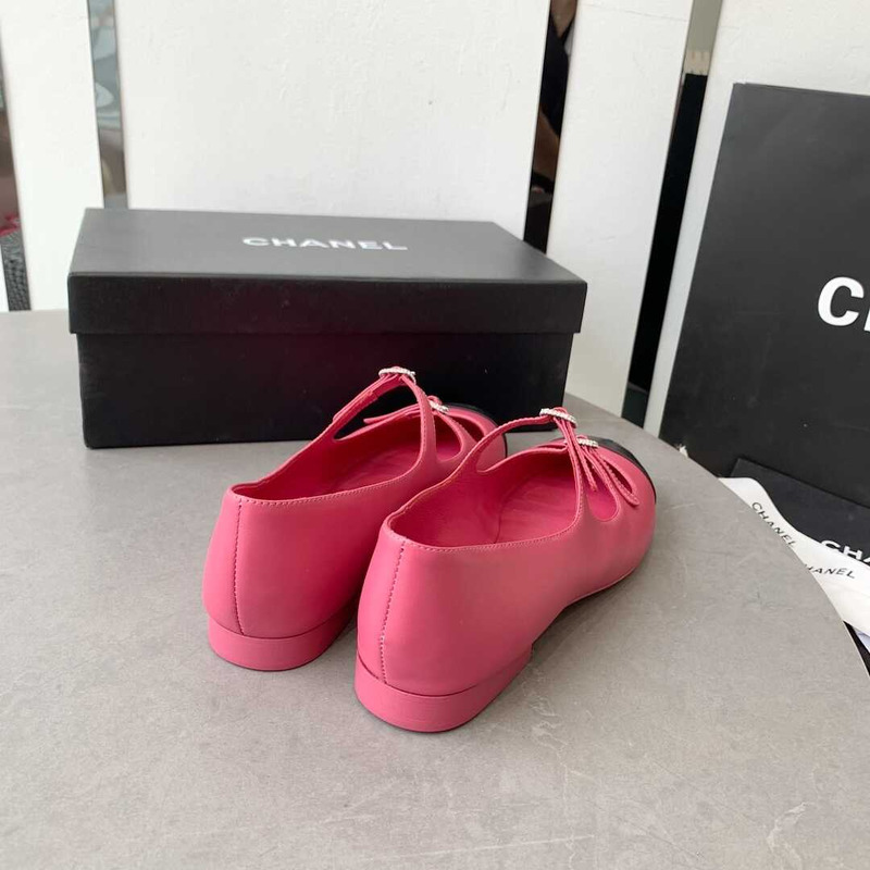 Ch*el round toe party style elegant style logo flats pink and black