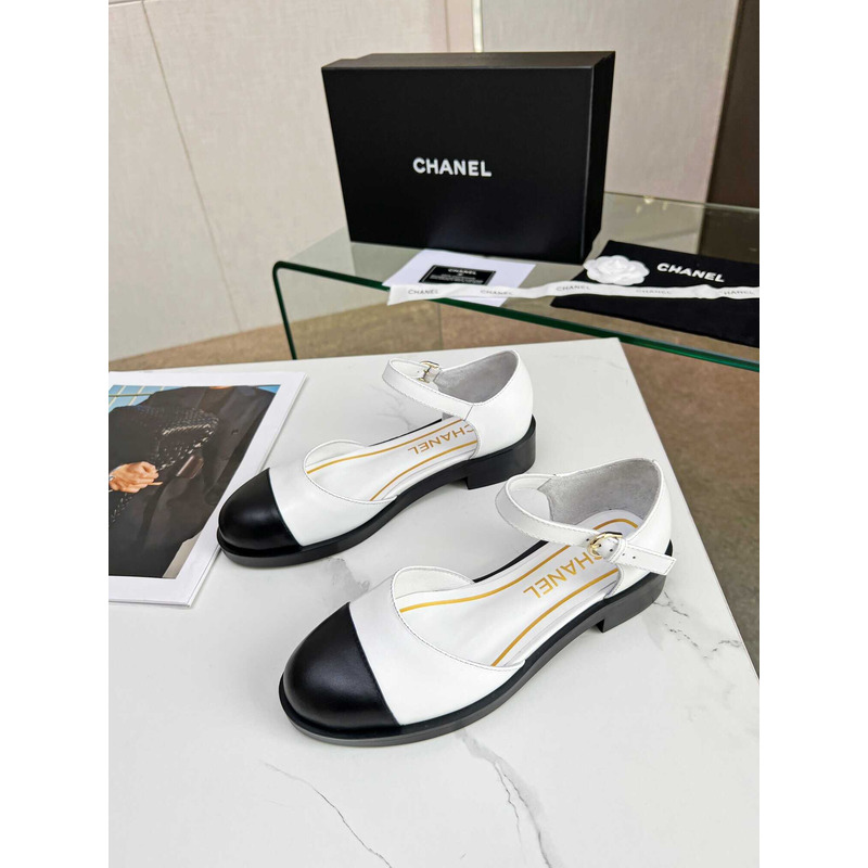 Ch*el  casual style street style plain party style office style white and black