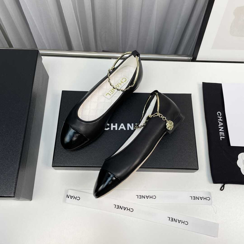 Ch*el plain leather logo ballet shoes black