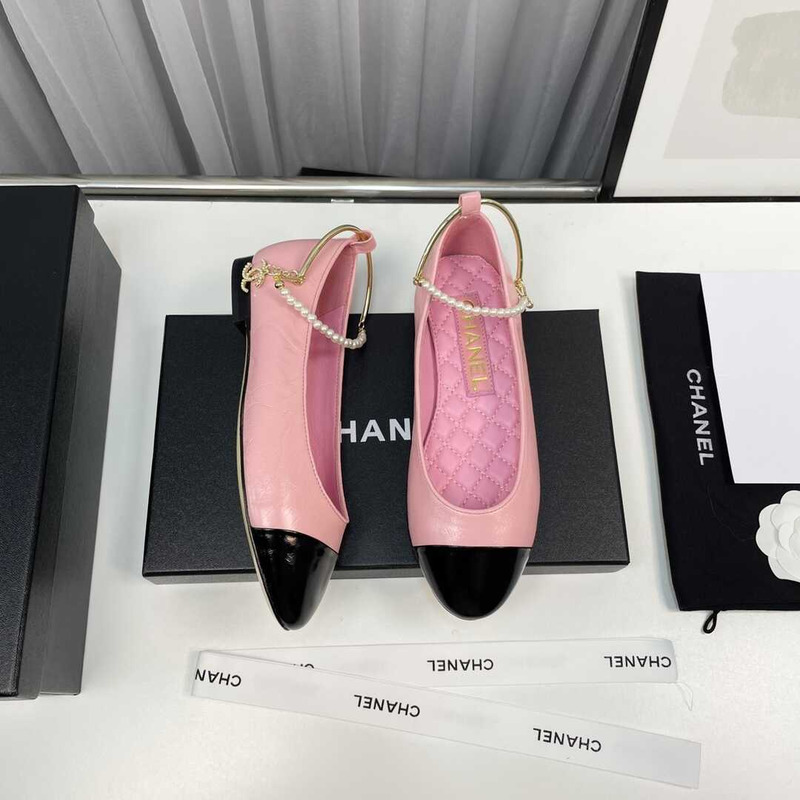 Ch*el plain leather logo ballet shoes black and pink