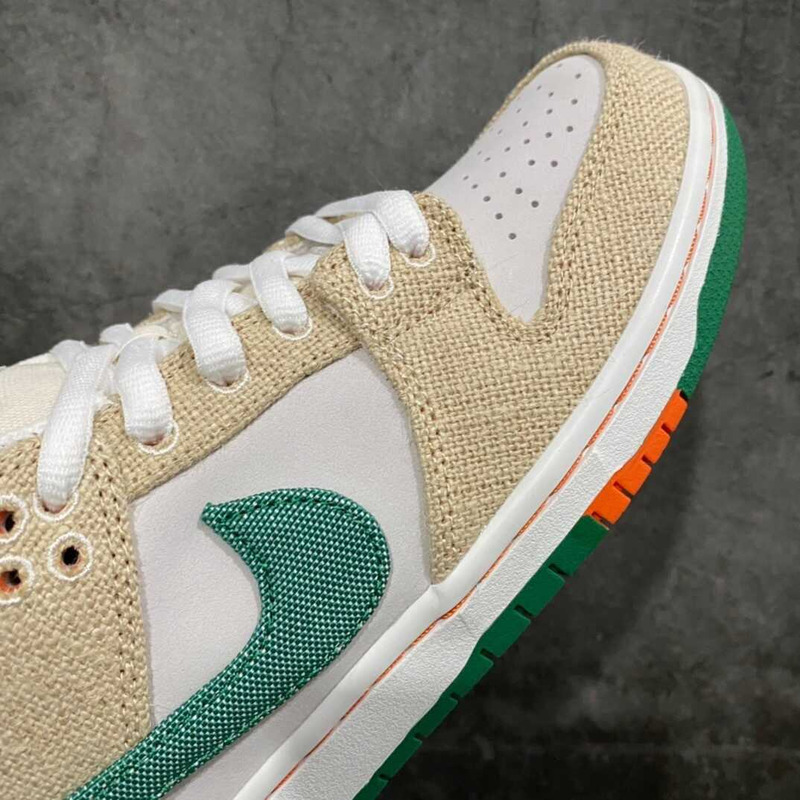 Nike SB Dunk Low Jarritos Sneaker