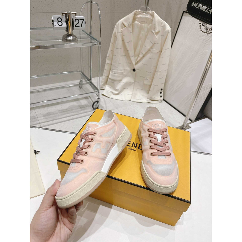 F**di match suede and leather.sneakers pink