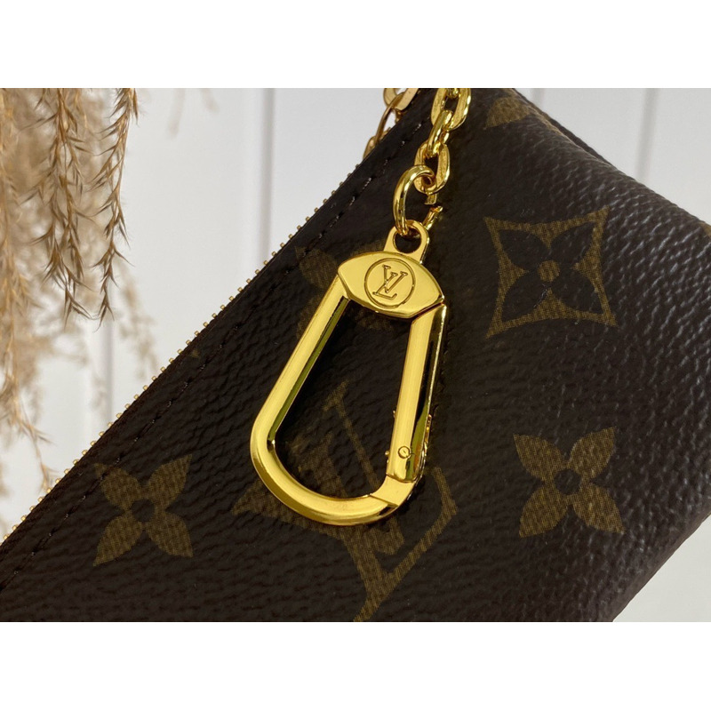 l**is V*t*n pochette cles monogram