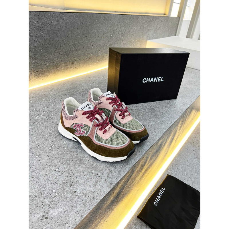 Ch*el low top trainer cc pink