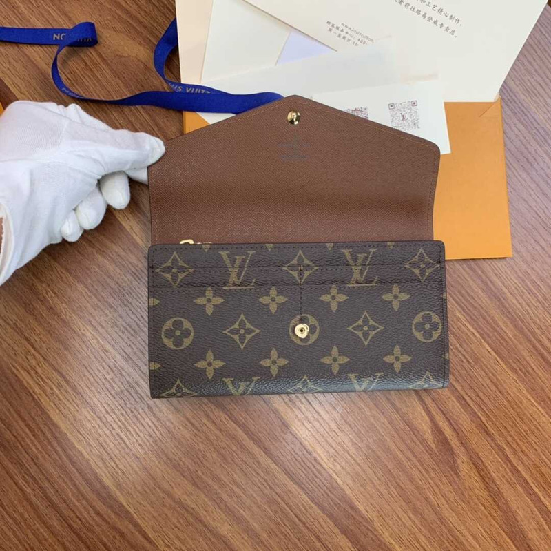 l**is V*t*n sarah wallet monogram