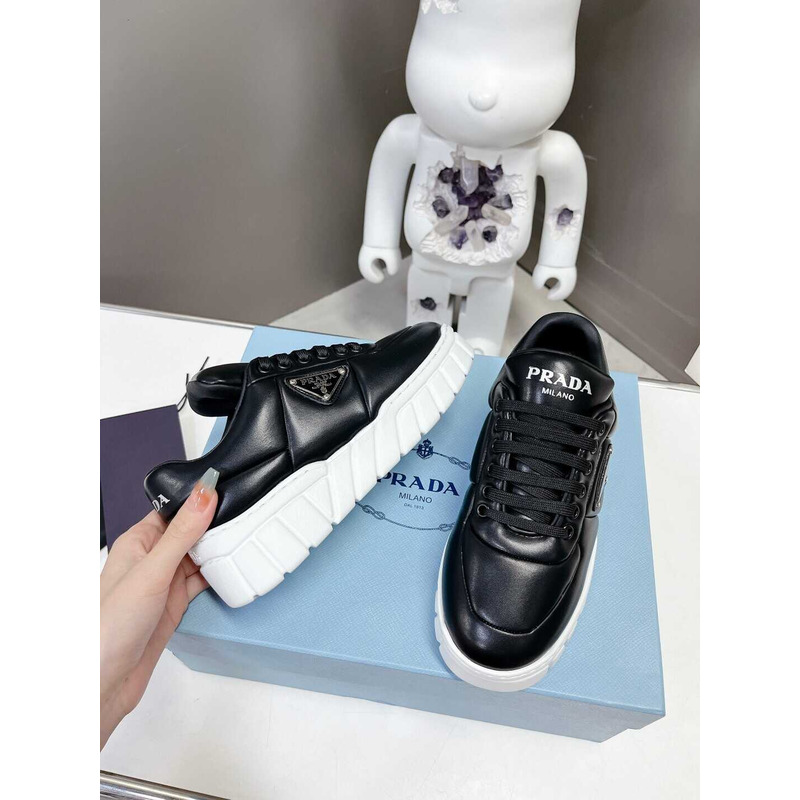 Pra*a leather sneakers black