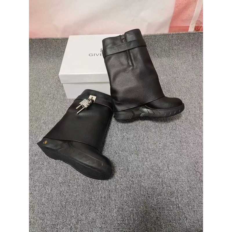 Givenchy  Shark Lock Biker Ankle Boot Graint Leather Black