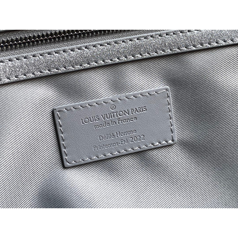 l**is V*t*n keepall bandouliere 50 travel bag silver