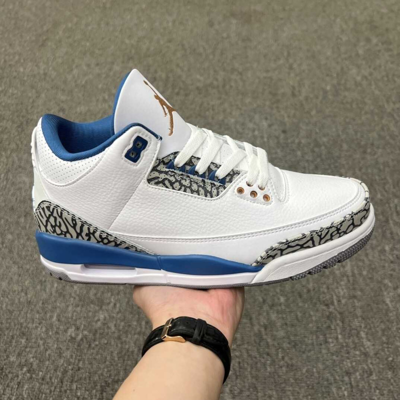 Jordan 3 Retro Wizards Sneaker