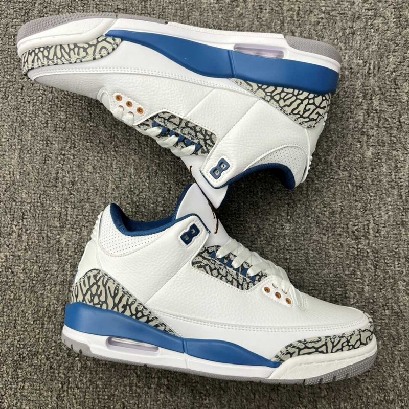 Jordan 3 Retro Wizards Sneaker