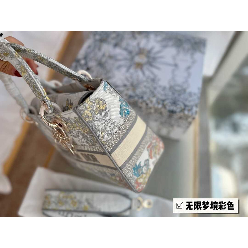 D*or lady-life milky white D*or cnstellation embroidery bag