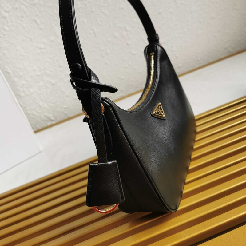 Pra*a 2005 shoulder bag saffiano black