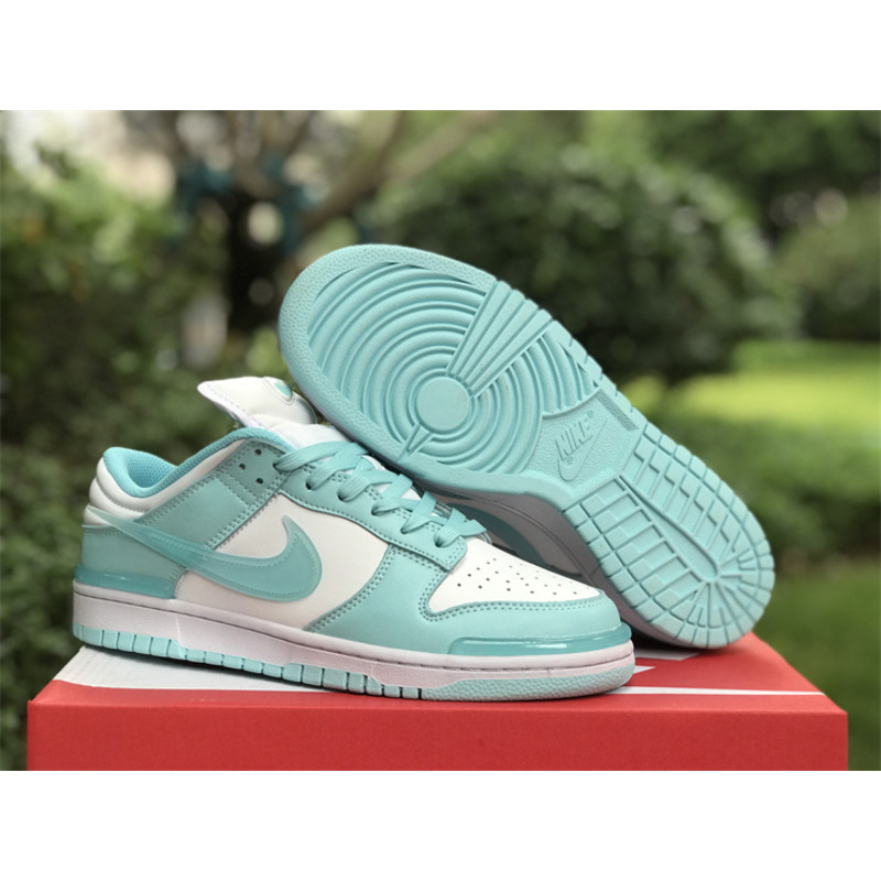 Jordan 1 Low SE Light Green