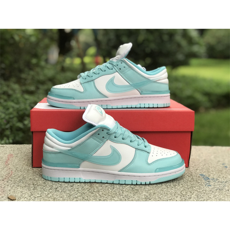 Jordan 1 Low SE Light Green