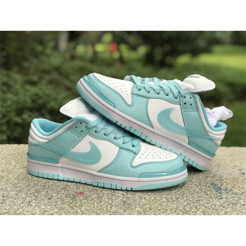 Jordan 1 Low SE Light Green