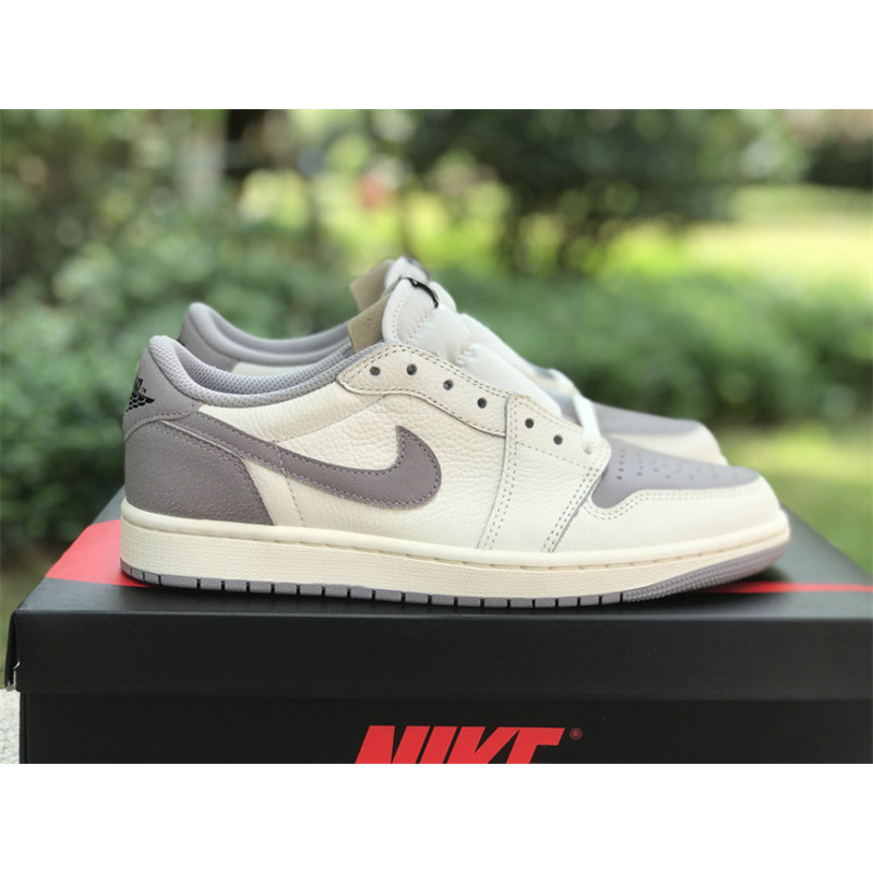 Jordan 1 Low SE Vintage Grey