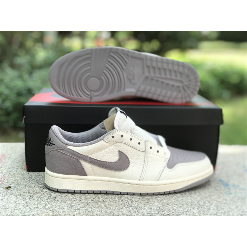 Jordan 1 Low SE Vintage Grey