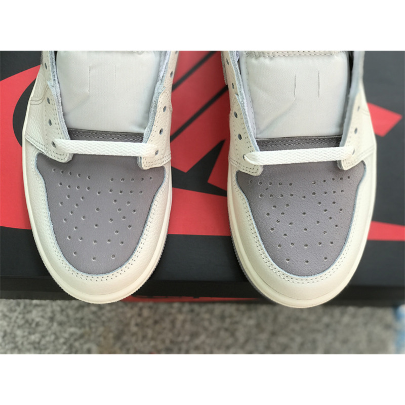 Jordan 1 Low SE Vintage Grey