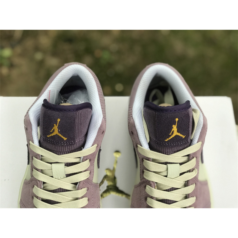 Jordan 1 Low Unity Purple