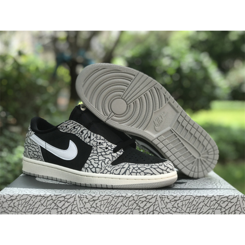 Jordan 1 Retro Low OG Black Cement