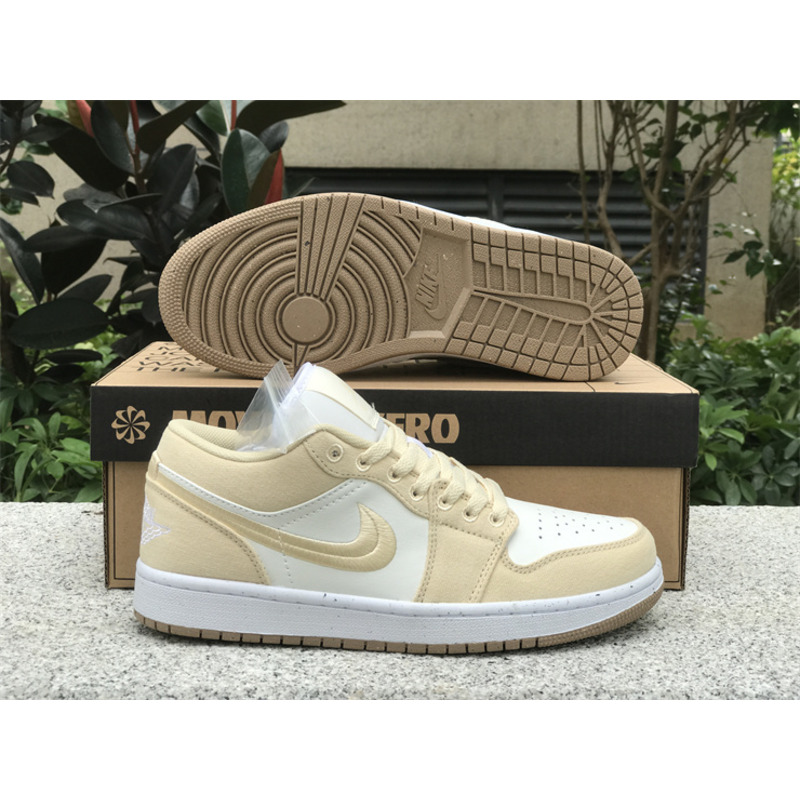 Jordan 1 Low SE In Canvas White And Beige