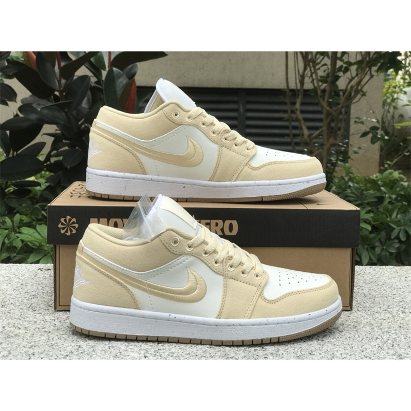 Jordan 1 Low SE In Canvas White And Beige