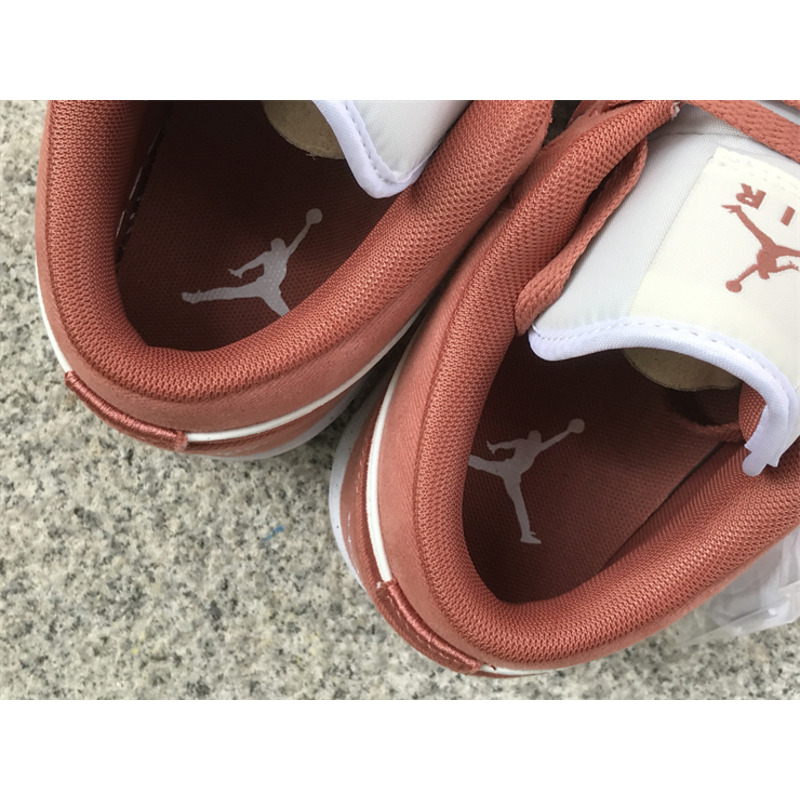 Jordan 1 Low SE In Canvas White And Pink