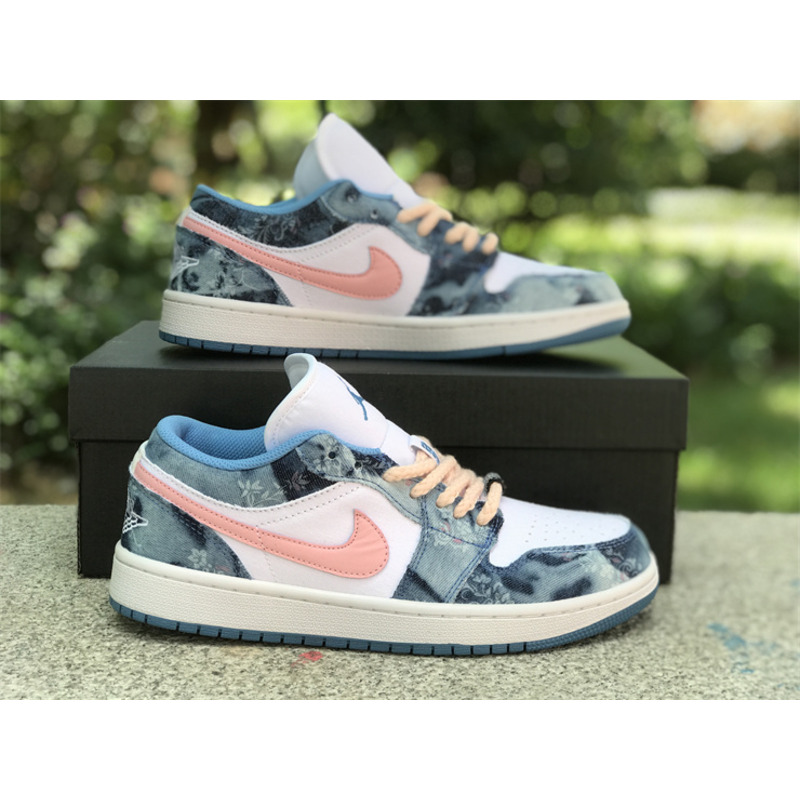 Air Jordan 1 Low Pink And Blue