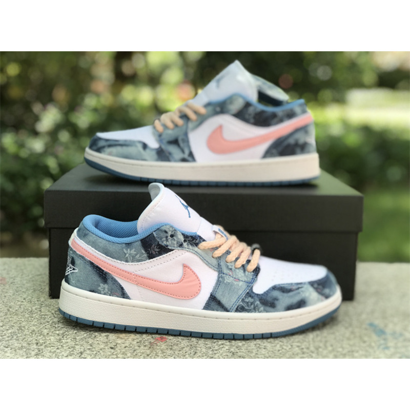 Air Jordan 1 Low Pink And Blue