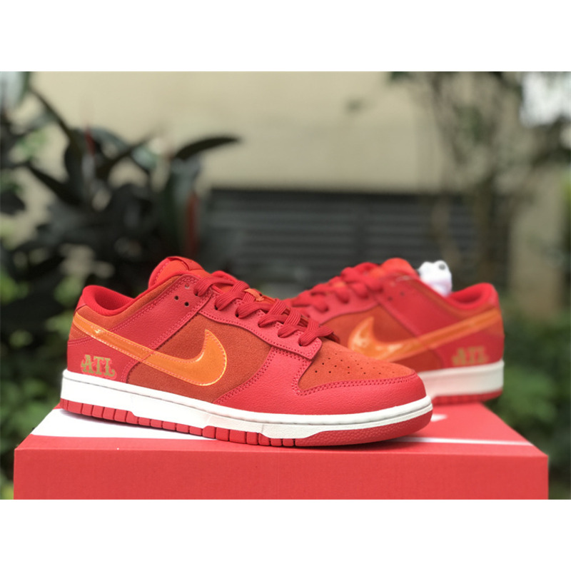 Nike Dunk Low \