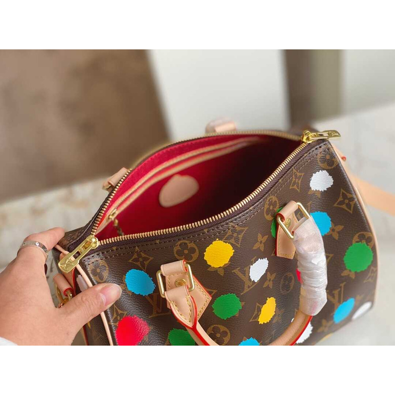 l**is V*t*n x yayoi kusama monogram speedy bandouliere 25