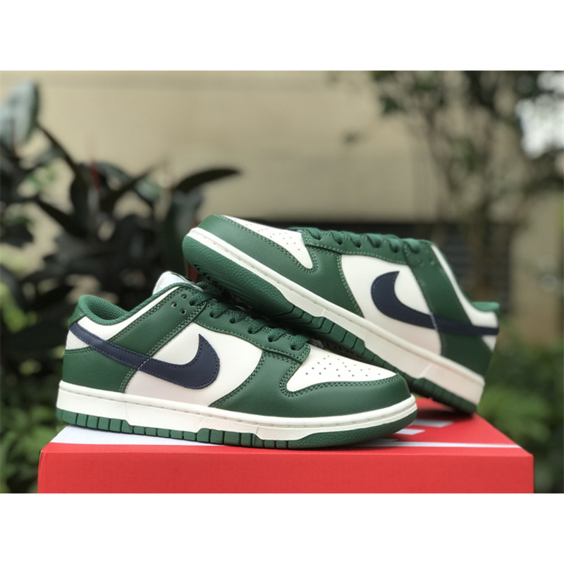 Nike Dunk Low \