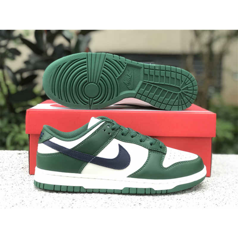 Nike Dunk Low \