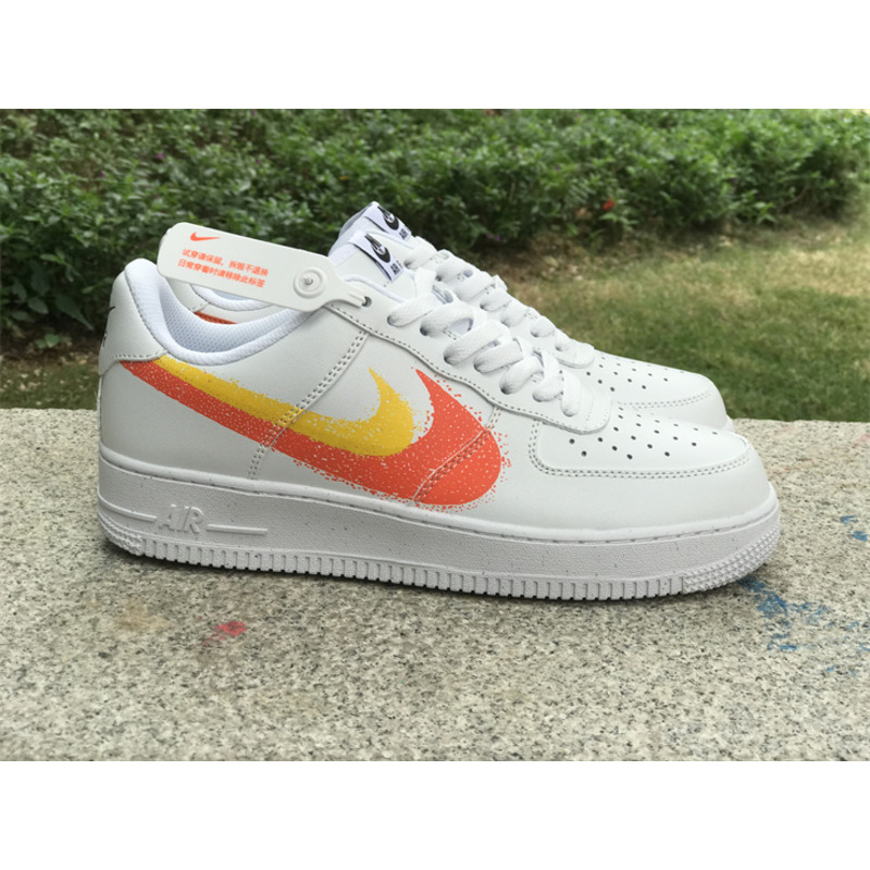 Nike Air Force 1 \