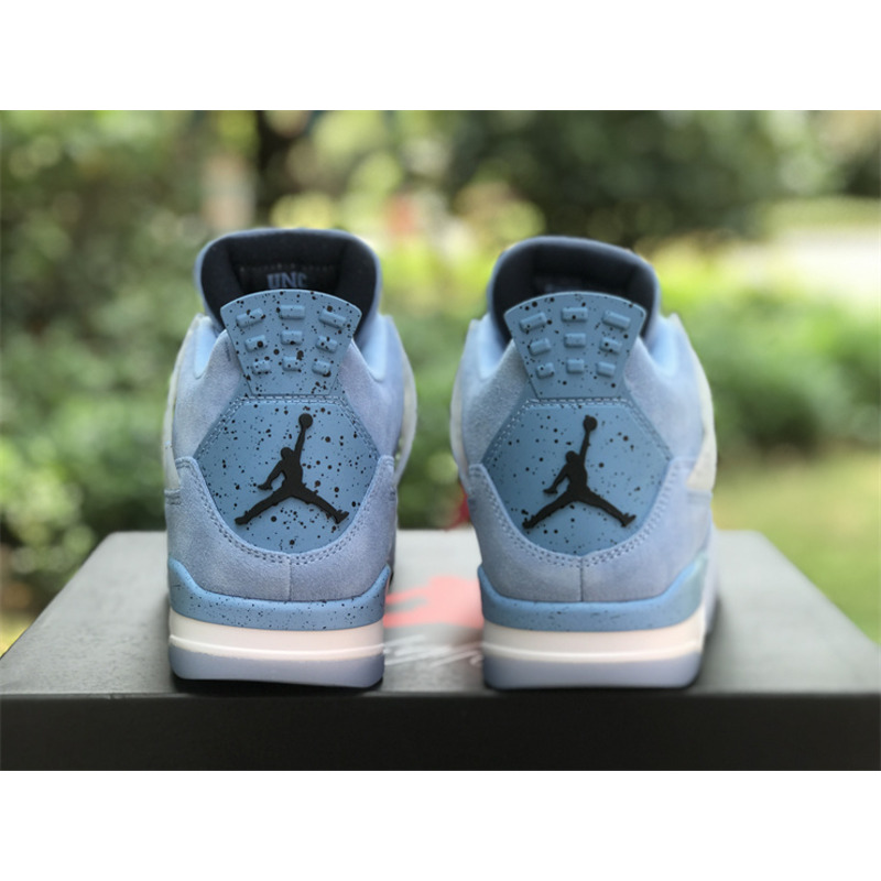 Jordan 4 Retro University Blue