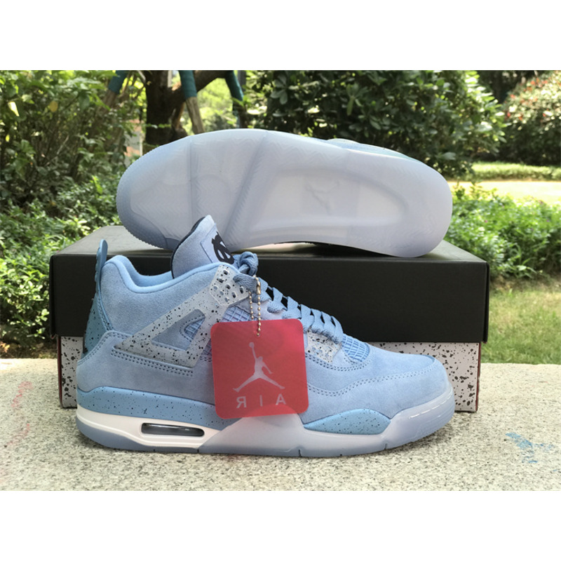 Jordan 4 Retro University Blue