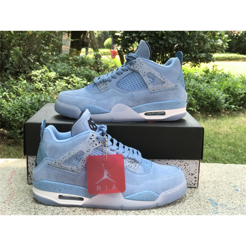 Jordan 4 Retro University Blue