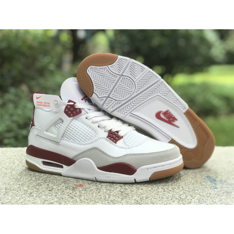 Jordan Retro 4 Sneaker Red And Grey