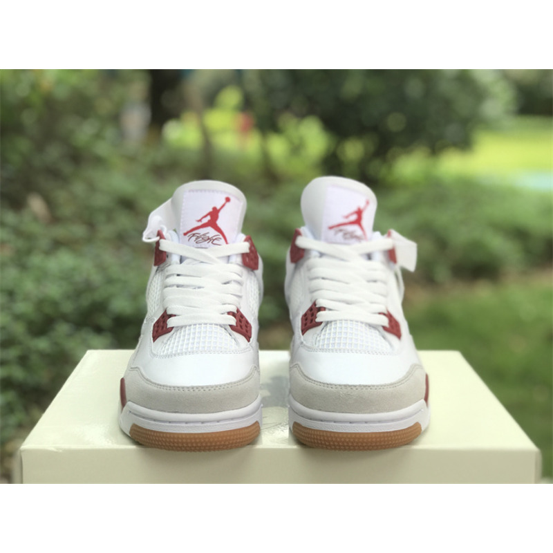 Jordan Retro 4 Sneaker Red And Grey