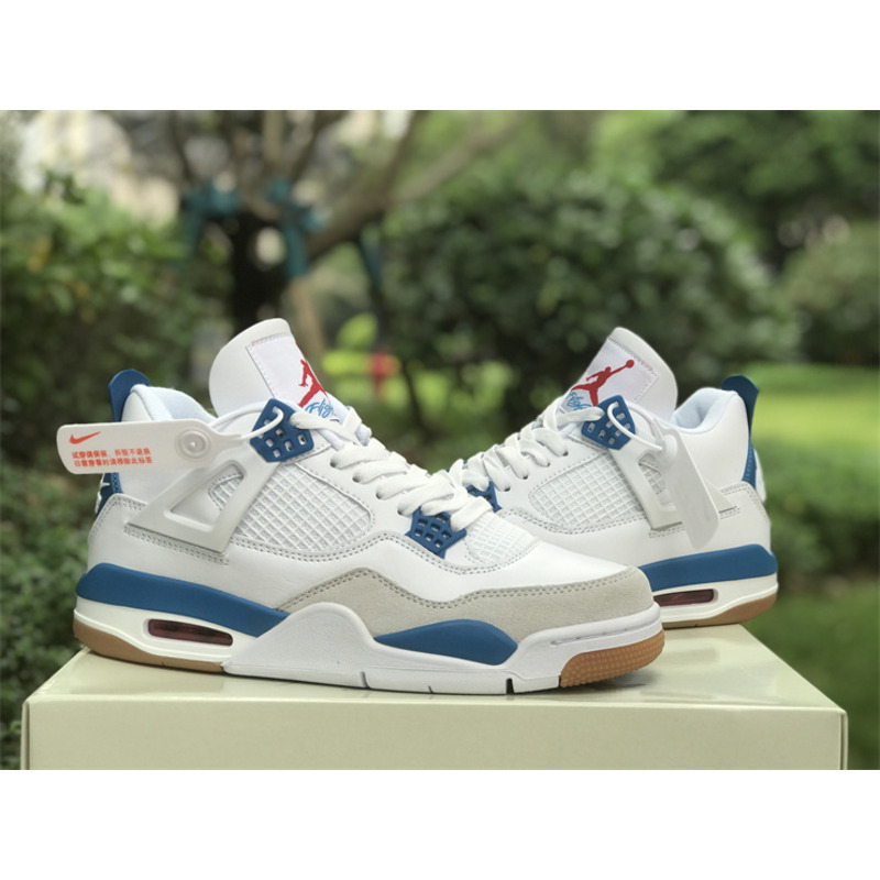 Jordan Retro 4 Sneaker Blue And Grey